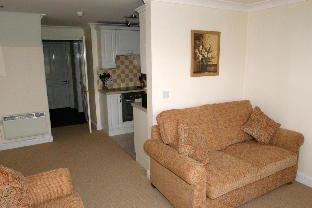 Richmond Park Golf Club Apartment Watton Exterior photo